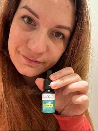 KATJA, Dr. Hemp Me customer